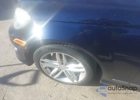 2014 Mercedes-Benz C 250 из США, поврежденный, VIN WDDGF4HB9EA963433